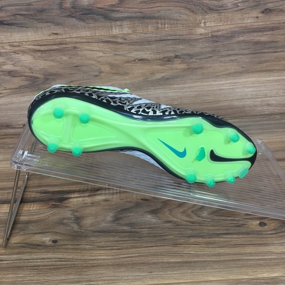 <SOLD>Nike Hypervenom Phinish II FG Soccer New - Picture 5 of 5